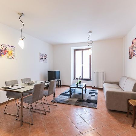 Hemeras Boutique Homes - Design Flats Near The City Center Milano Esterno foto