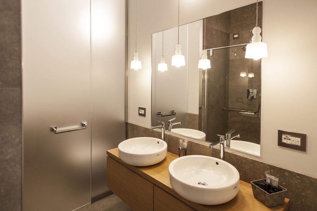 Hemeras Boutique Homes - Design Flats Near The City Center Milano Esterno foto