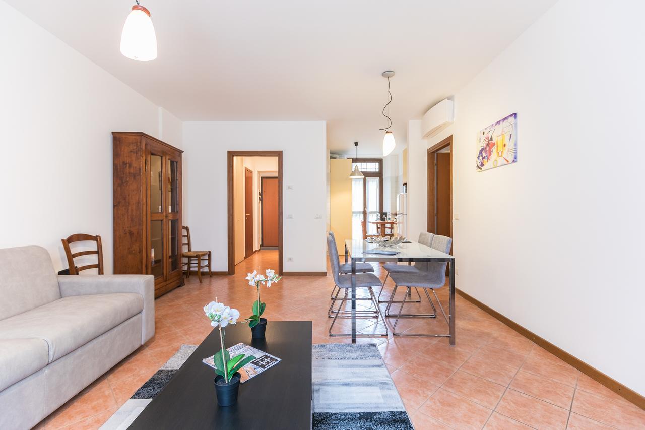 Hemeras Boutique Homes - Design Flats Near The City Center Milano Esterno foto